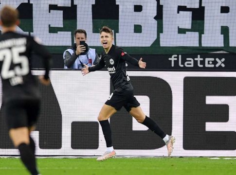 Γκλάντμπαχ – Άιντραχτ 0-3: Πέρασαν αέρα οι «Αετοί»