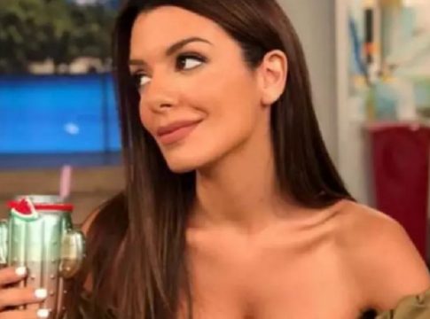 Νικολέττα Ράλλη: Η αξέχαστη φωτογραφία της χωρίς εσώρουχο…