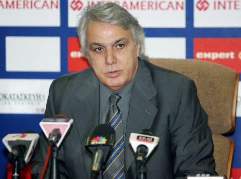 Β. Μητρόπουλος: «Ούτε μία στο δισεκατομμύριο για πρωτάθλημα στην ΕΠΟ και Grexit»