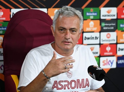 Μουρίνιο: «Καλωσορίζουμε τους αποτυχημένους του Champions League»