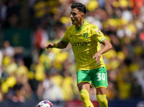 Γιαννούλης: Επέστρεψε στη δράση με τη φανέλα της Νόριτς μετά από δυο μήνες