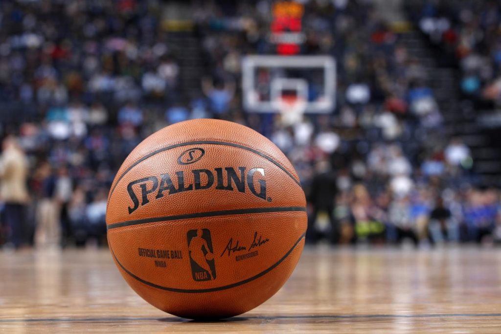 «Βόμβα» στο NBA: Από ποια ομάδα αφαιρέθηκαν επιλογές στο draft