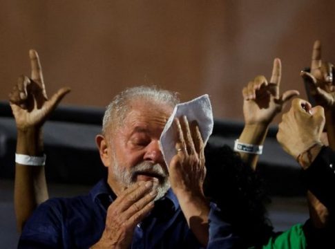 Πώς βλέπει η Αθήνα τη νίκη Λούλα στη Βραζιλία – Τα μηνύματα Μητσοτάκη, Τσίπρα, Ανδρουλάκη
