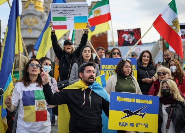 Ουκρανία: Ιρανοί διαδηλώνουν στο Κίεβο κατά της προμήθειας ιρανικών drones στη Ρωσία