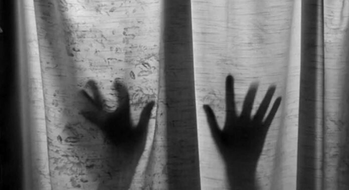 Πετράλωνα: Παιδιά καταγγέλλουν τους γονείς τους για σεξουαλική κακοποίηση – Είχαν κάνει μήνυση και το 2018 (vid)