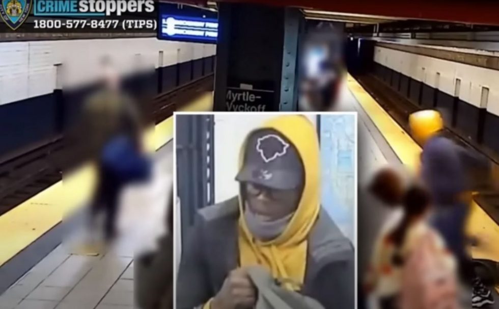 ΗΠΑ: Πέταξε άνδρα στις γραμμές του μετρό και εξαφανίστηκε (vid)