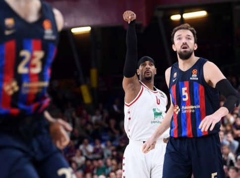 Μπαρτσελόνα – Αρμάνι Μιλάνο 74-56: Ντέρμπι για ένα δεκάλεπτο