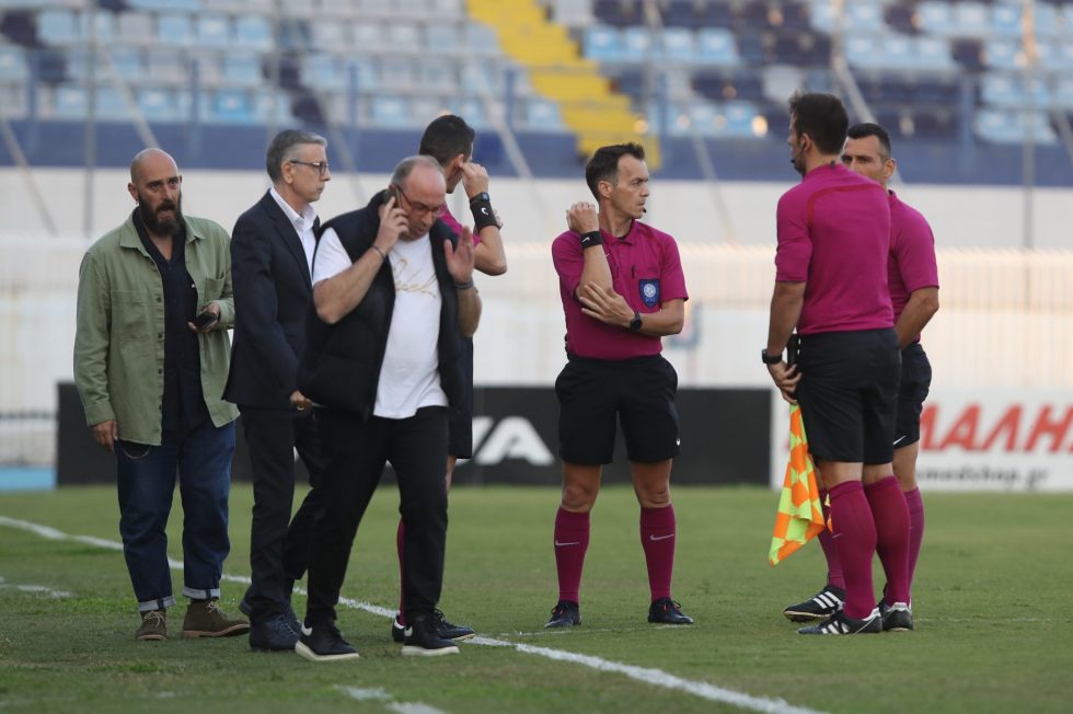 Ο απίθανος λόγος που καθυστέρησε η σέντρα στο Ατρόμητος – ΠΑΣ Γιάννινα