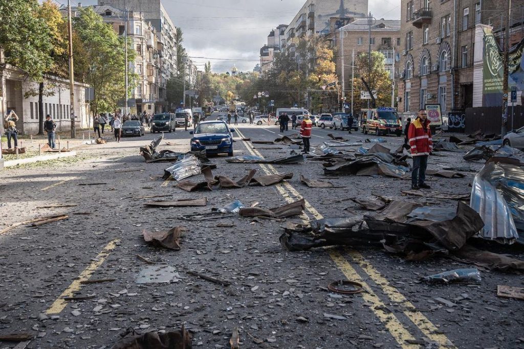 Πόλεμος στην Ουκρανία: Βομβαρδίστηκαν υποδομές καίριας σημασίας στην περιφέρεια του Κιέβου
