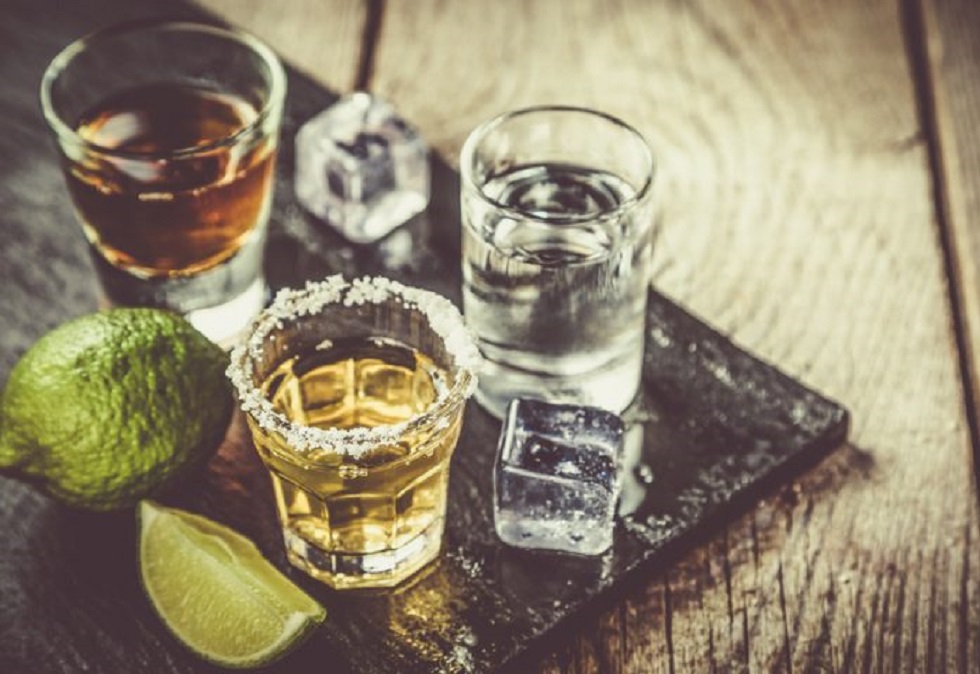 Ποιο είναι το δημοφιλές αλκοολούχο ποτό του οποίου η τιμή αυξήθηκε 50% στην Ελλάδα