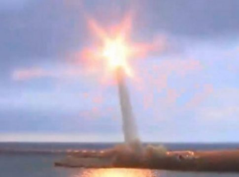 Ο Ερντογάν «στέλνει» τον πύραυλο Tayfun στην Ελλάδα και ανοίγει νέο μέτωπο με τη Δύση