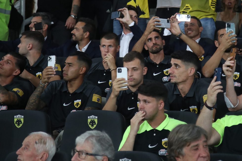 AEK: Έπαθε… πλάκα με την ατμόσφαιρα στην «OPAP Arena» ο Αλμέιδα