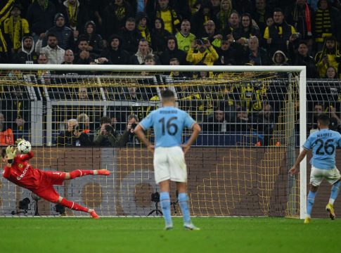 Αυτός είναι ο «κρυπτονίτης» της Μάντσεστερ Σίτι του Πεπ Γκουαρντιόλα (pic, vid)