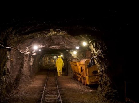 Τραγωδία στα μεταλλεία βωξίτη Φωκίδας: 40χρονος μηχανικός ο νεκρός στη στοά – Απεγκλωβίστηκαν 3 άτομα