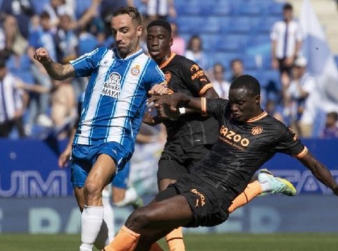 Τη γλίτωσε στο 90+6′ η Βαλένθια (2-2)