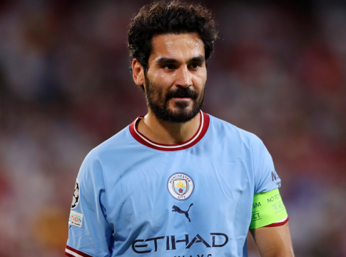 Γκουντογκάν: «Ο Χάαλαντ μπορεί να κατακτήσει τη χρυσή μπάλα»