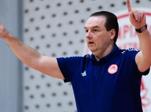 Ζίμπαρτς: «Να ακολουθήσουμε το πλάνο μας για να κερδίσουμε»