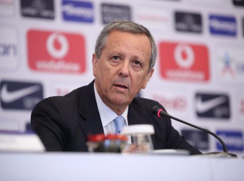 Μπαλτάκο πες… αλεύρι: Ποια (δική σου ΕΠΣ) που θα χρειαστεί δικηγόρο σε γυρεύει;