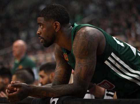 Μπέικον: «Σπουδαία ατμόσφαιρα στο ΟΑΚΑ, ανυπομονώ να παίξω και άλλα ματς εδώ»