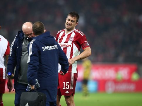 Ο Σωκράτης χάνει την προετοιμασία, ο Ολυμπιακός φέρνει «βασικό» κεντρικό αμυντικό…