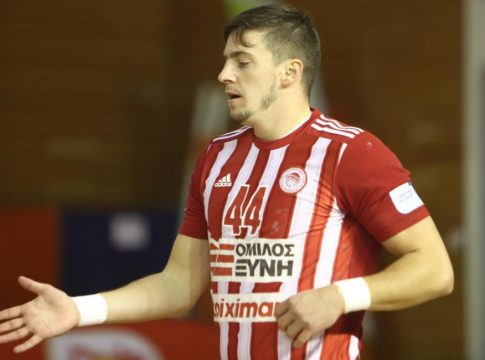 Ολυμπιακός: Με τη Νάουσα στην Ηλιούπολη
