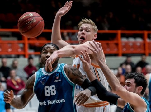 Προμηθέας – Τουρκ Τέλεκομ 83-98: Ήττα στο «αντίο» του Γιατρά για τους Πατρινούς