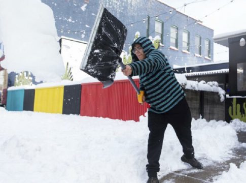 ΗΠΑ: Επικίνδυνη χιονοκαταιγίδα στη δυτική Νέα Υόρκη – Δύο νεκροί και έκτακτα μέτρα σε 11 κομητείες