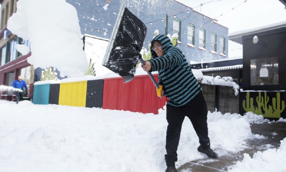 ΗΠΑ: Επικίνδυνη χιονοκαταιγίδα στη δυτική Νέα Υόρκη – Δύο νεκροί και έκτακτα μέτρα σε 11 κομητείες