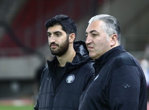 Μπούσης σε παίκτες: «Είμαστε μεγάλη ομάδα, πιστέψτε στον εαυτό σας»
