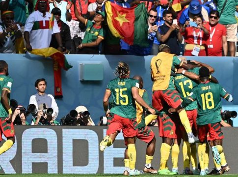 Καμερούν – Σερβία 3-3: «Αυτοκτόνησαν» οι Σέρβοι στην ματσάρα του Μουντιάλ (vids)