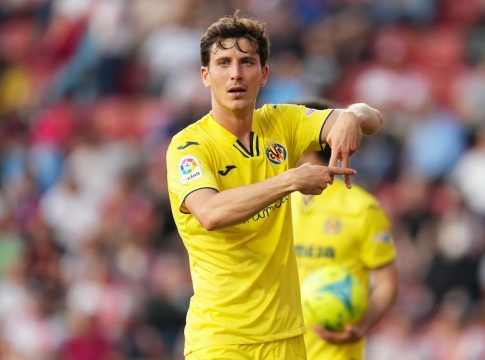 Άστον Βίλα: Κοντά σε συμφωνία με τον Τόρες