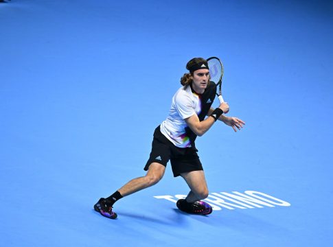 Υποκλίθηκε στον Τζόκοβιτς ο Τσιτσιπάς (0-2, vid)