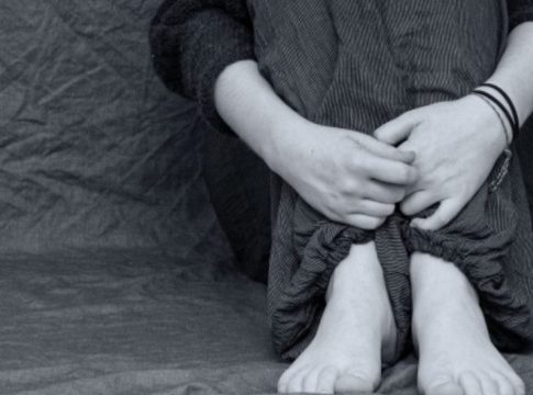 Κιβωτός του Κόσμου: Θύελλα από τις καταγγελίες για κακοποιήσεις ανηλίκων – Φόβο, εκβιασμούς και κακοποίηση έζησε ο 19χρονος