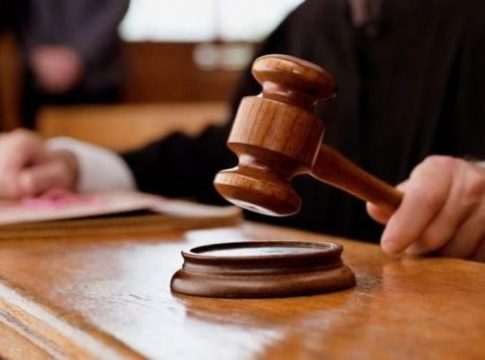 Βόλος: Έδειρε τη γυναίκα του επειδή δεν τον άφησε να οδηγήσει μεθυσμένος – Η ποινή που του επιβλήθηκε