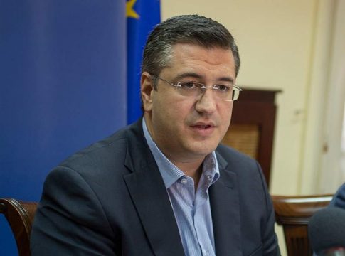 Τουρκία: Απαγόρευσαν στον Τζιτζικώστα την είσοδο στην χώρα
