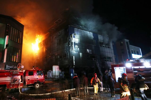 Σεούλ: Γιατί πέθαναν διπλάσιες γυναίκες από άνδρες στο Halloween