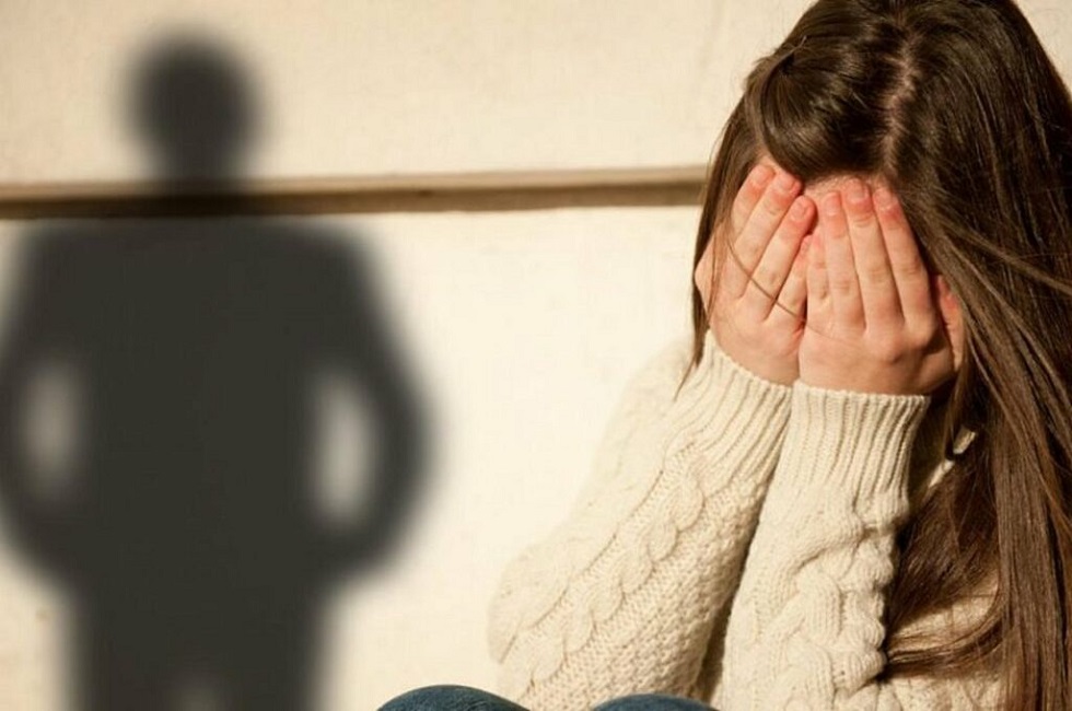 Κόρινθος: Συνελήφθη 47χρονος για βιασμό της 19χρονης κόρης του