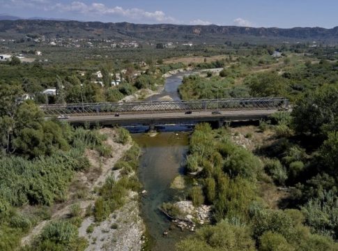 Ευρώτας: Τίτλοι τέλους για την πιο επικίνδυνη γέφυρα της Ελλάδας