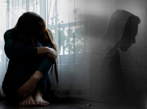 Σεπόλια: Πλήρωναν από 20 έως 25 ευρώ για γυμνές φωτογραφίες της 12χρονης