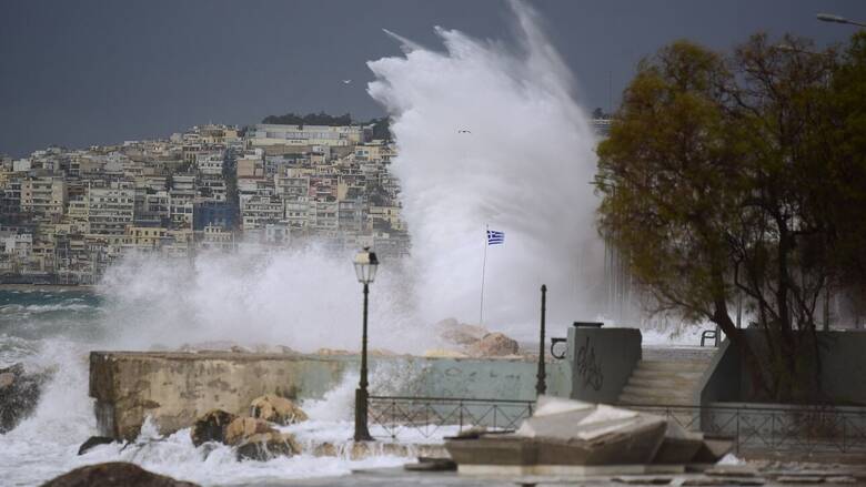 Νέο έκτακτο δελτίο επικίνδυνων καιρικών φαινομένων – Πού θα «χτυπήσουν» τα έντονα φαινόμενα