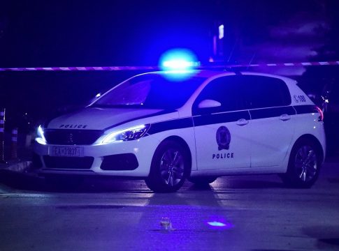 ΕΛΑΣ: Συνελήφθη 37χρονος Αφγανός που έβγαλε όπλο στο κέντρο της Αθήνας και σημάδευε τους περαστικούς