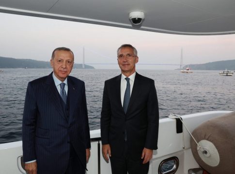 Ερντογάν: Ενημέρωσε τον Στόλτενμπεργκ για τις «επιθετικές ενέργειες» της Ελλάδας