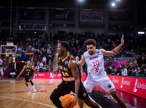 Βόννη – ΑΕΚ 80-72: Πλήρωσε την τρίτη περίοδο και έμπλεξε