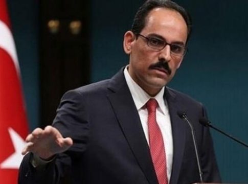 Ξανά προκλητική η Τουρκία: Η Ελλάδα να αποσυρθεί από τα φυσικά της σύνορα, λέει ο Καλίν