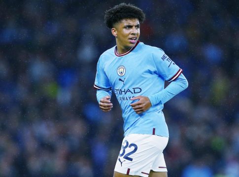 Γκουαρντιόλα: «Λαμπρό το μέλλον του Ρίκο Λιούις»