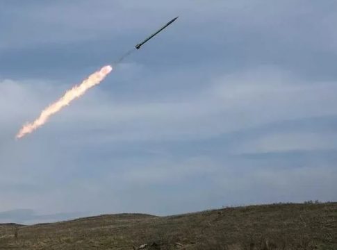 Ρωσικός πύραυλος έπληξε την Οδησσό