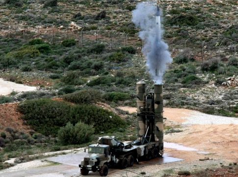 Ανυπεράσπιστοι οι Έλληνες απέναντι στην Τουρκία