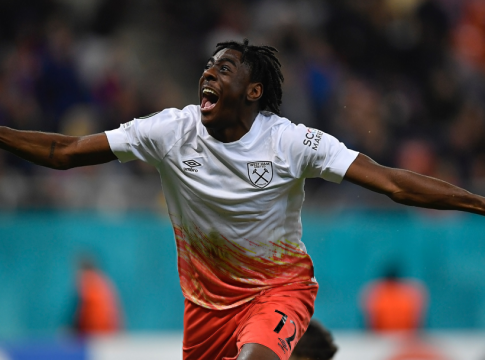 Έκανε το απόλυτο η Γουέστ Χαμ (0-3) – Η Νις άφησε εκτός την Κολωνία (2-2)