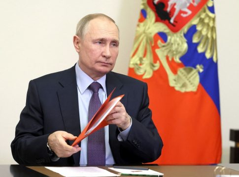 Πούτιν: Υπάρχει Ρωσία χωρίς τον πρόεδρο της;
