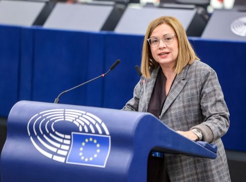 Μαρία Σπυράκη: «Ζητώ την άρση της ασυλίας μου»